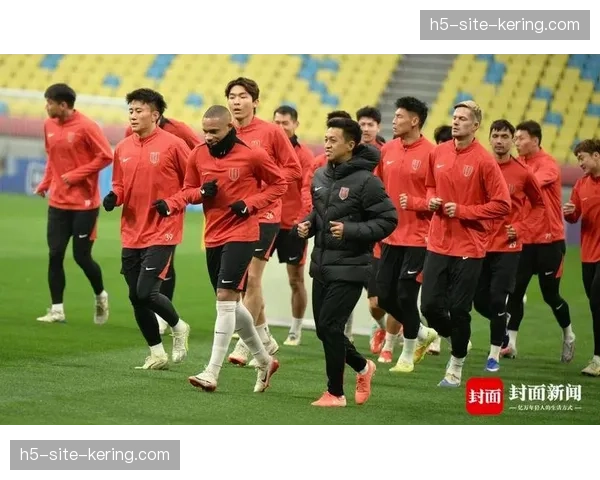 成都蓉城新帅约翰-阿洛伊西遭遇两连败 战术调整面临严峻考验